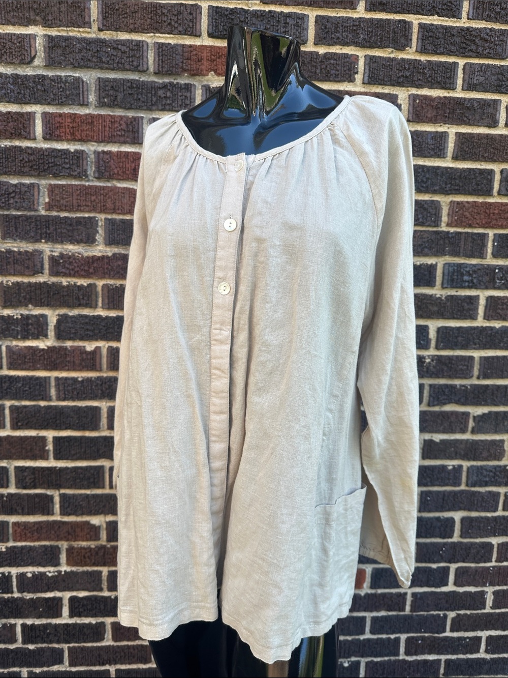 Gudrun Sjoden Beige Button-Front Long Sleeve Blouse with Pockets